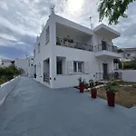 Apartmanhotel White Pebble Szkiáthosz