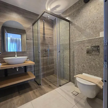 White Pebble Skiathos