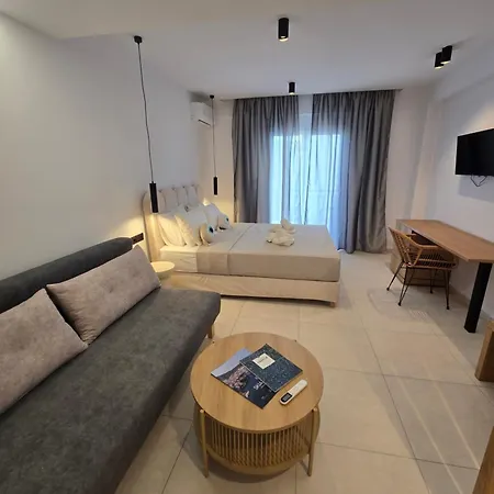 아파트호텔 White Pebble 3*