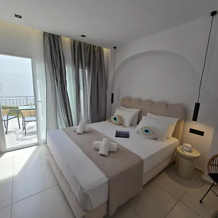 White Pebble Apartahotel