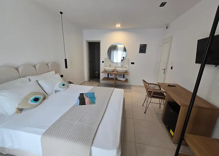 White Pebble Skiathos Town