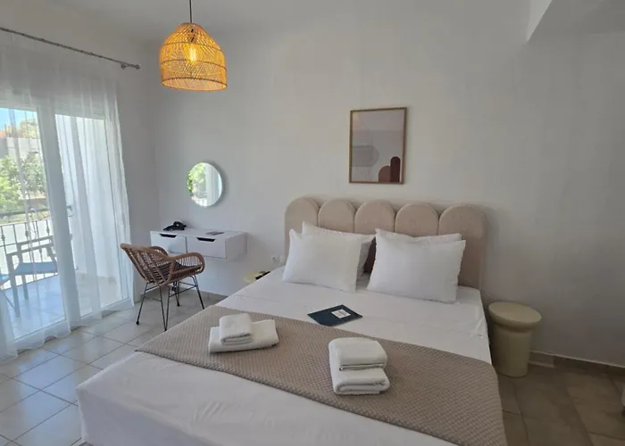 White Pebble Skiathos Town