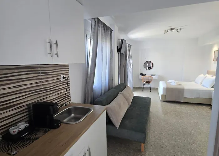 White Pebble Aparthotel Skiathos Town